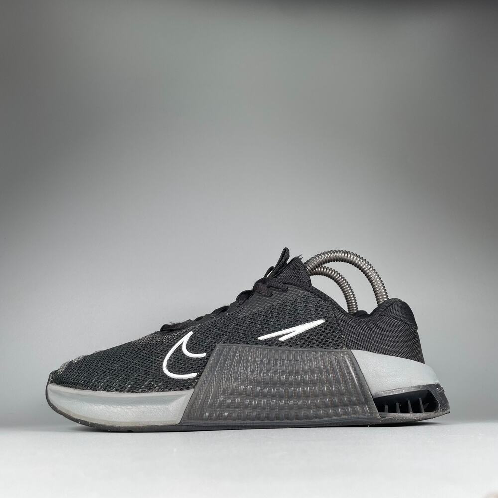 Men's 5.5 Women's 7 Nike Metcon 9 Black Smoke Grey Athletic Gym Shoe Sneaker EUC
